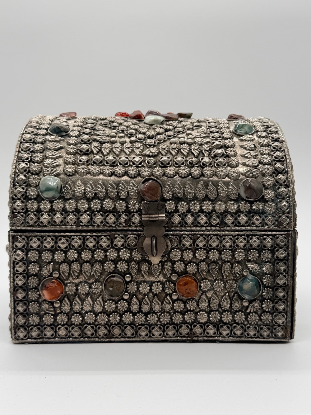 VTG 7" Moroccan Filigree Trunk Box Jeweled Agate India Sajai Trinket Casket